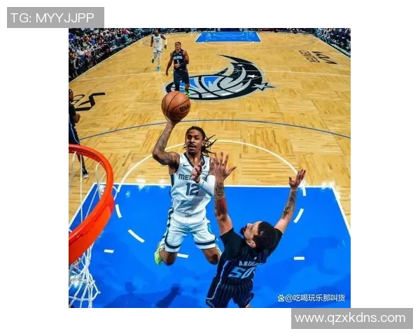 威少与莫兰特的对决谁能在赛场上更胜一筹引发球迷热议